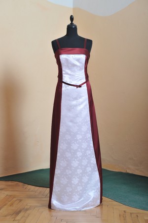 Spoločenské šaty,materiál satén-taft,veľkosť 38-42